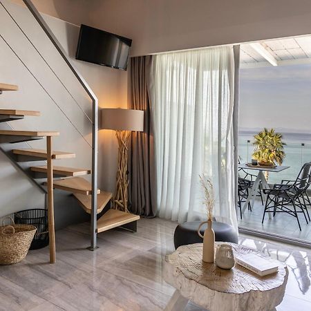 Blue Carpet Luxury Suites 佩科霍里 外观 照片