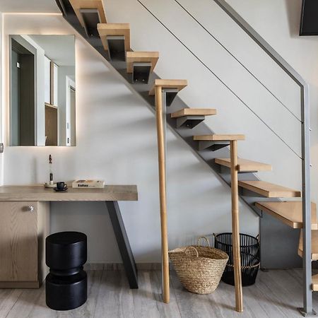 Blue Carpet Luxury Suites 佩科霍里 外观 照片