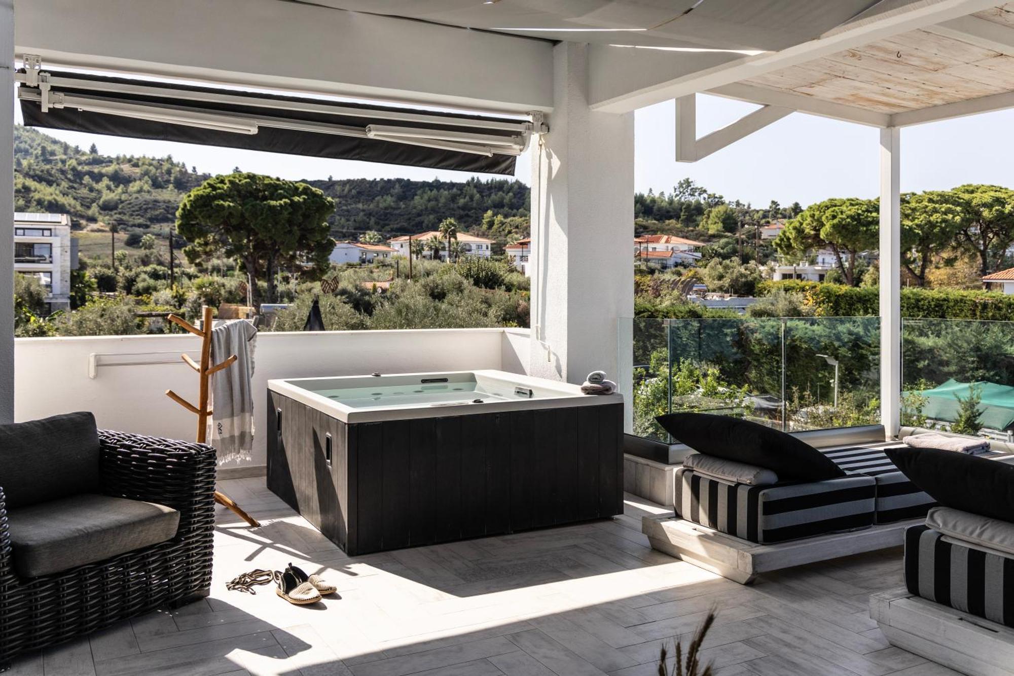 Blue Carpet Luxury Suites 佩科霍里 外观 照片