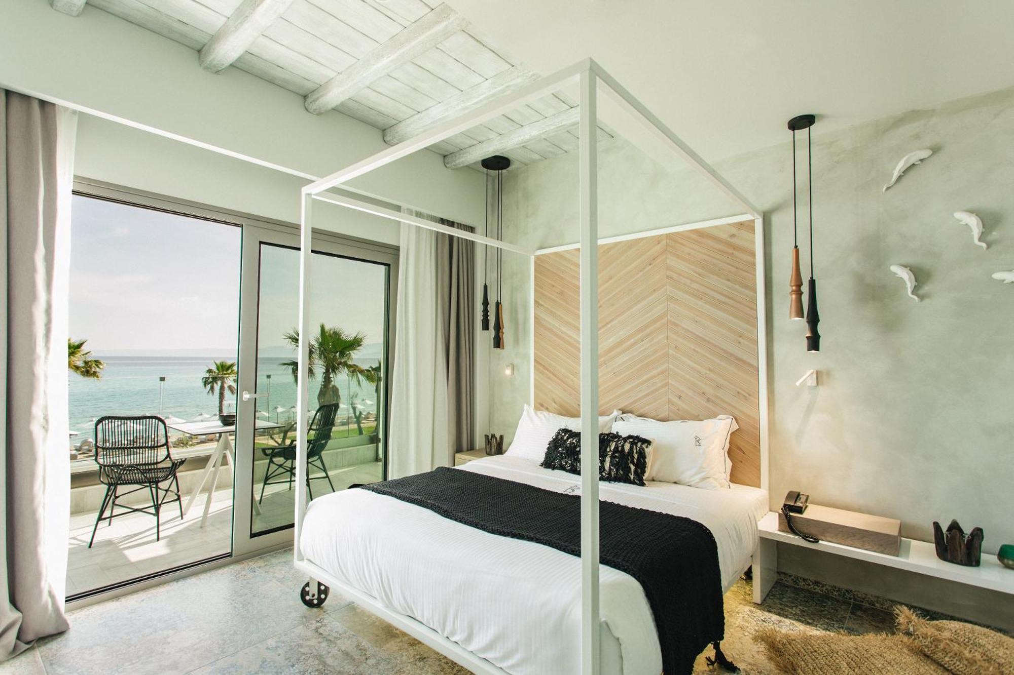 Blue Carpet Luxury Suites 佩科霍里 外观 照片